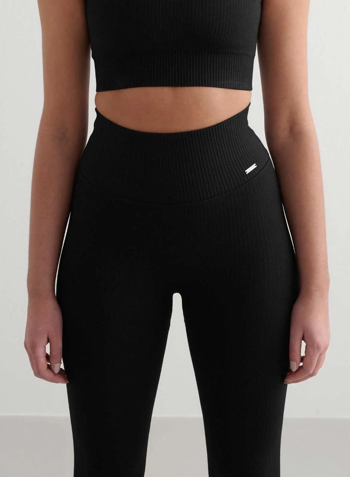 Black Ribbed Seamless Tights