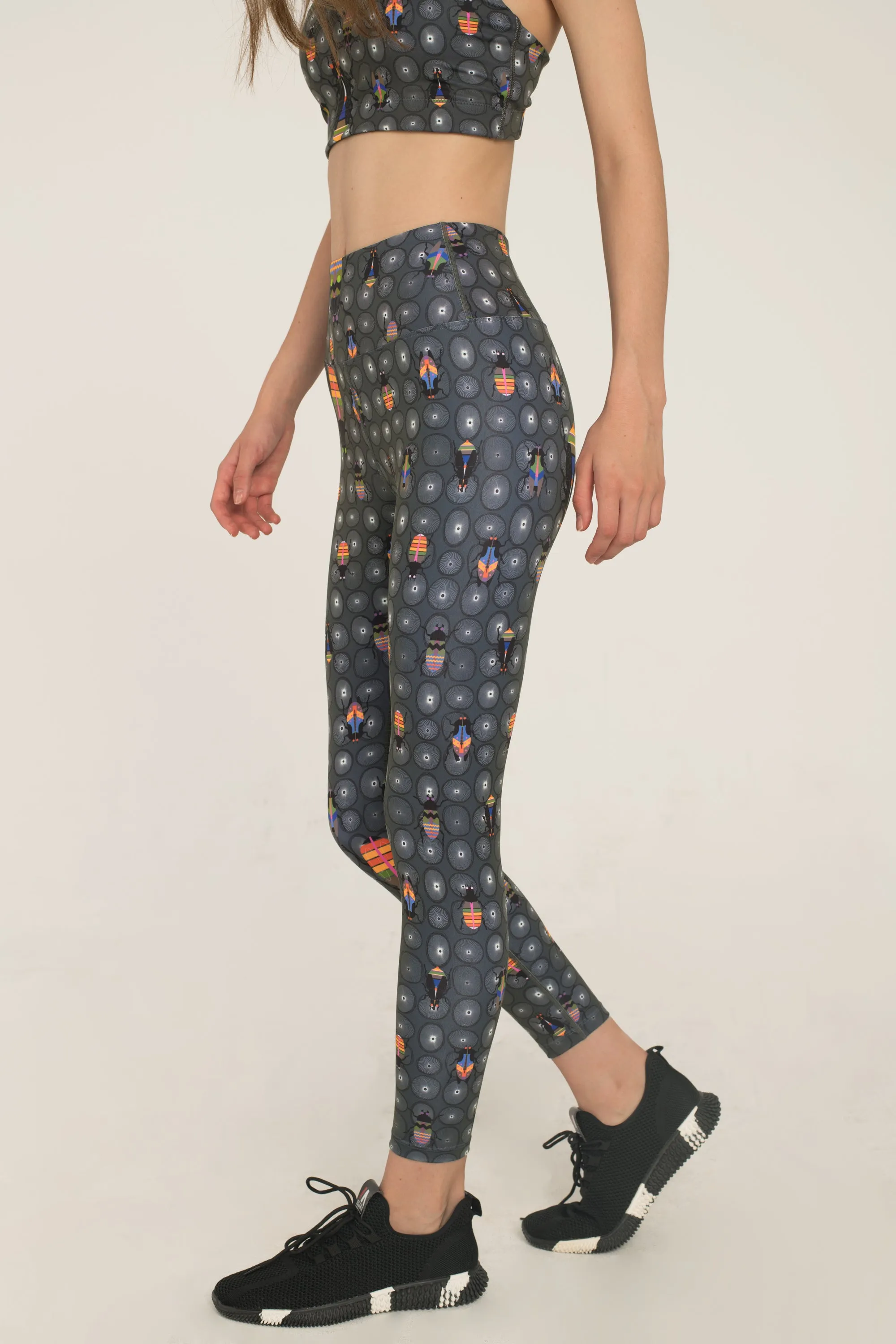 Buggin' Out Leggings