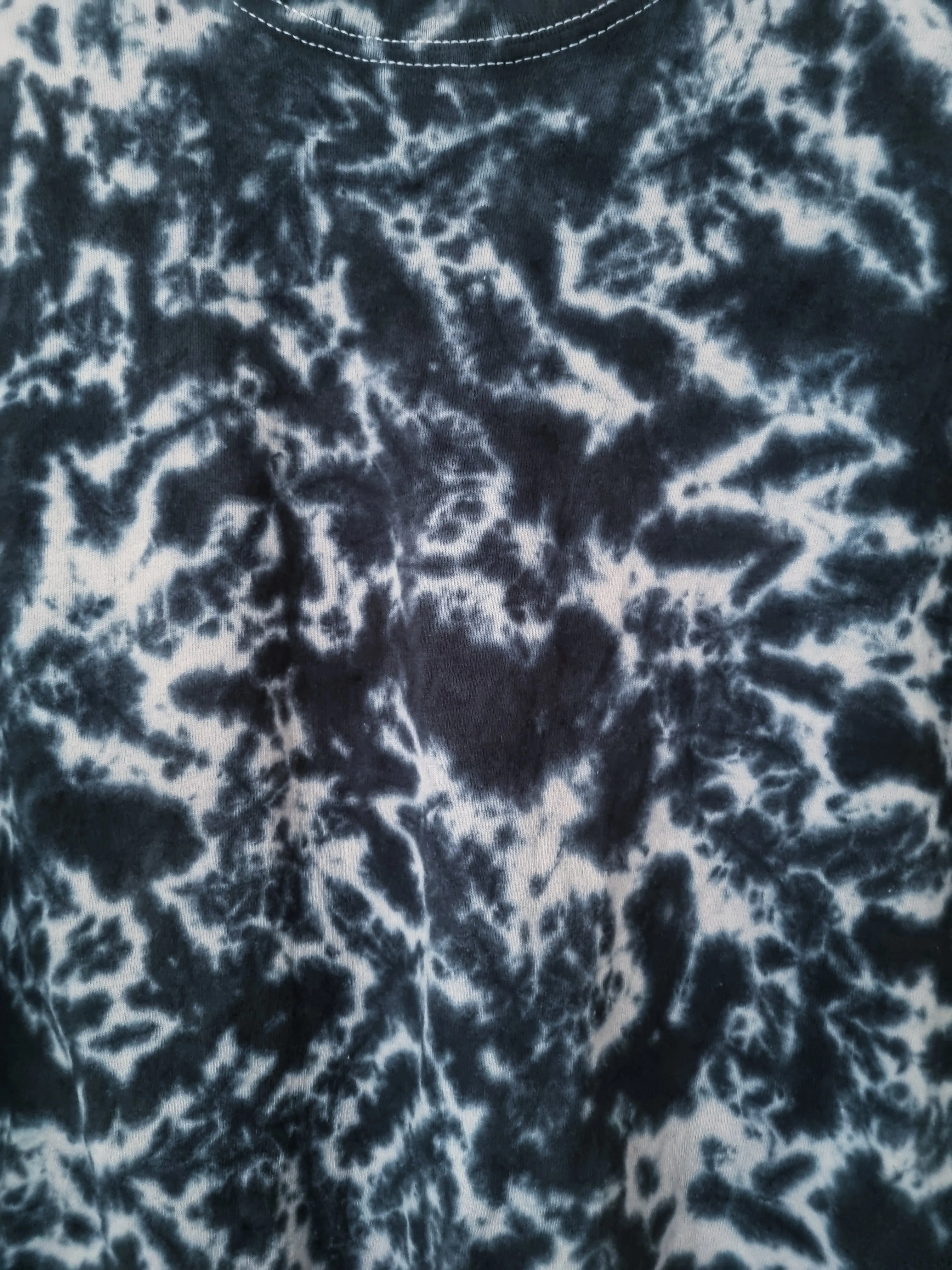 Build Your Hand Designed Fitted Tie-Dye Crop Top