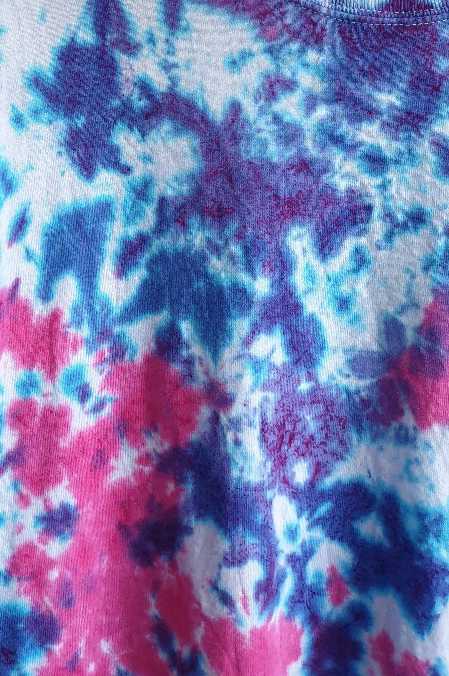 Build Your Hand Designed Fitted Tie-Dye Crop Top