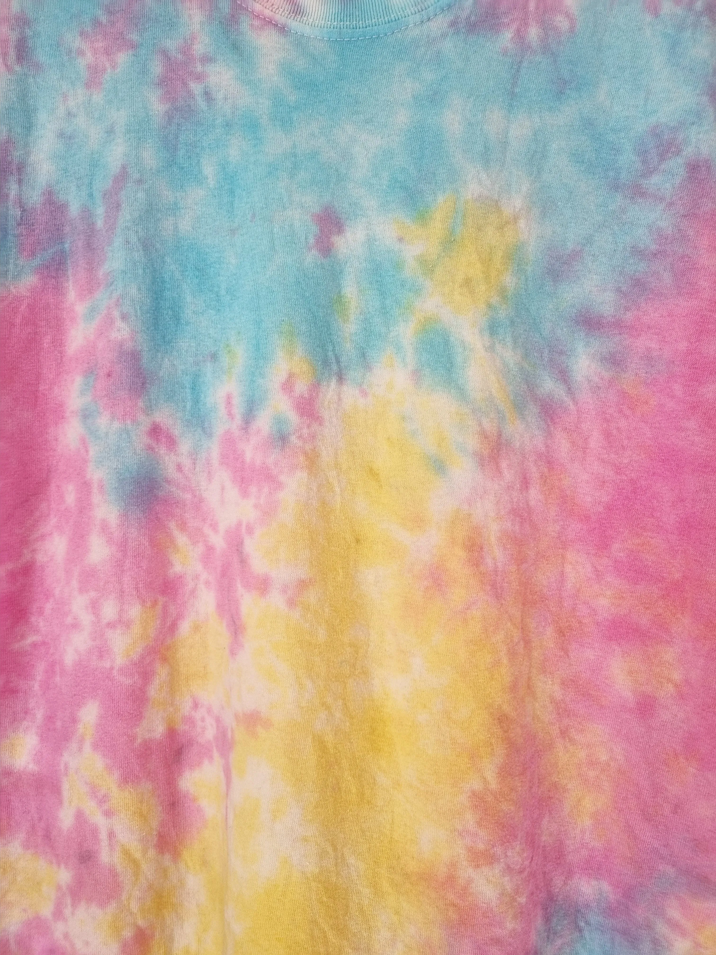 Build Your Hand Designed Fitted Tie-Dye Crop Top