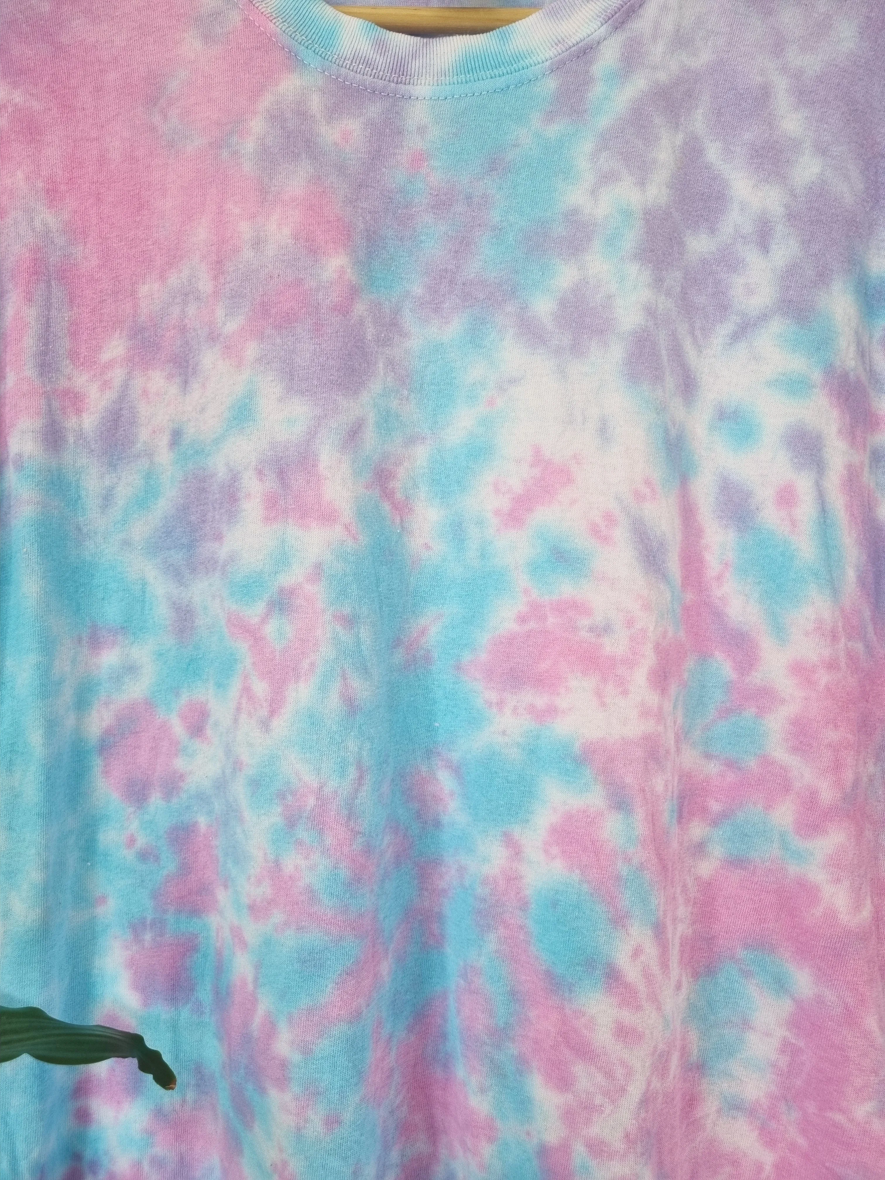 Build Your Hand Designed Fitted Tie-Dye Crop Top
