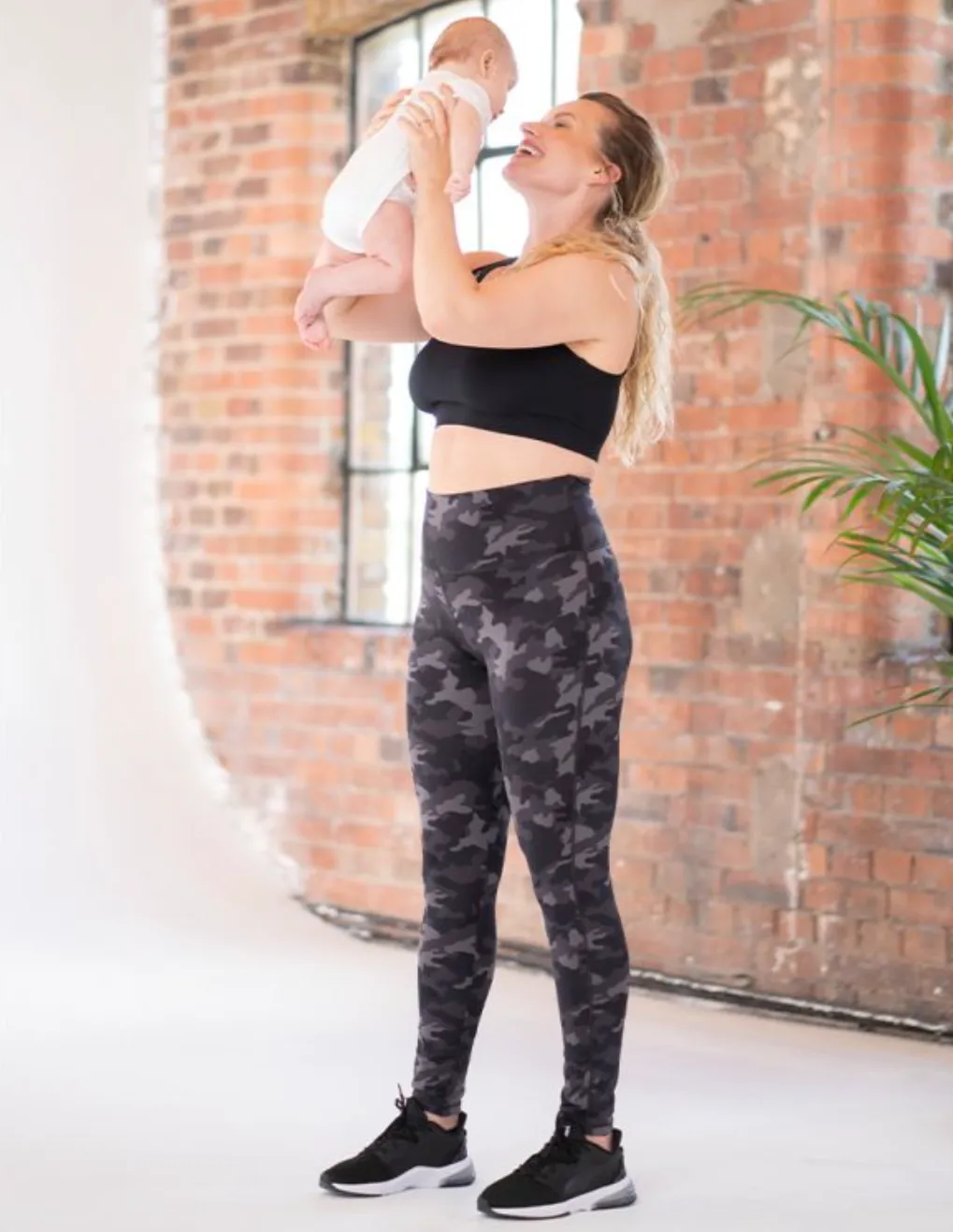 Camo Bump To Postpartum Active Legging