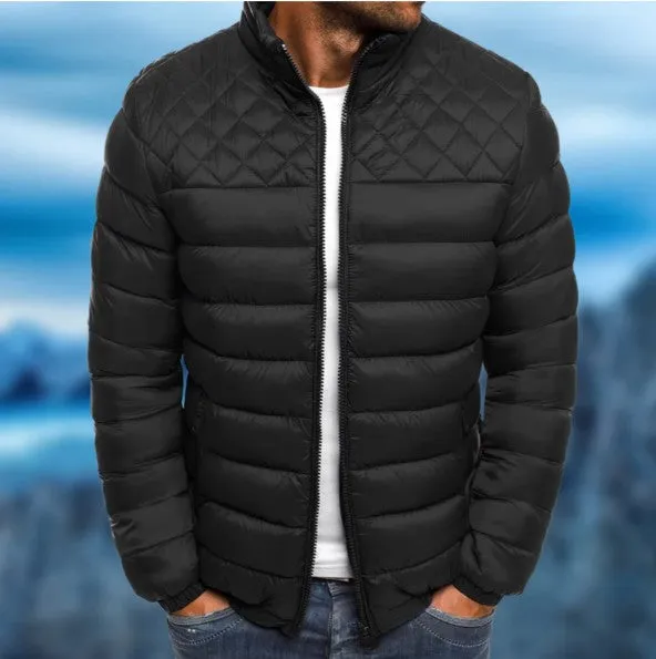 Comfortable and windproof outdoor men's jacket