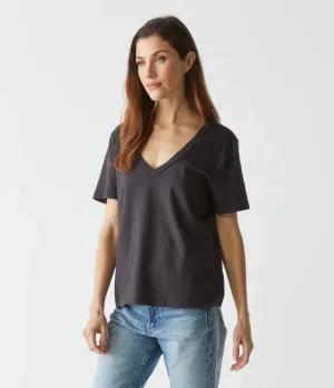 Daria V-neck Tee