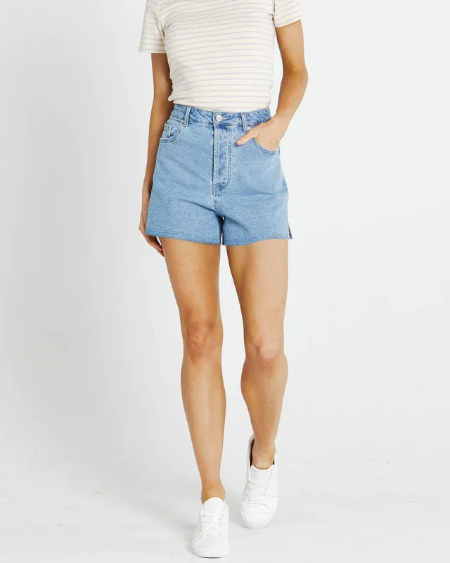 Demi Short