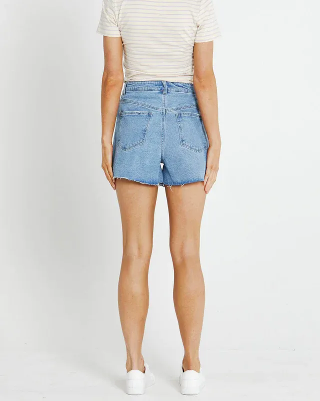 Demi Short