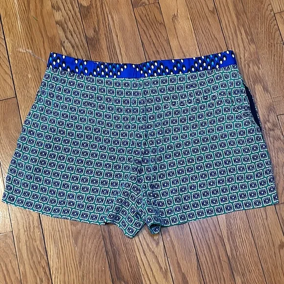 Diane von Furstenberg Women Shorts Size 8