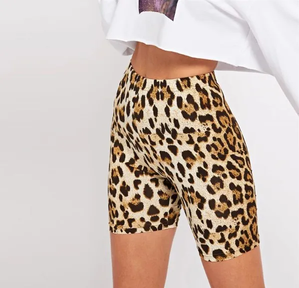Dianne – Modern Women's Fitted Leopard Print High Waist Short Legging