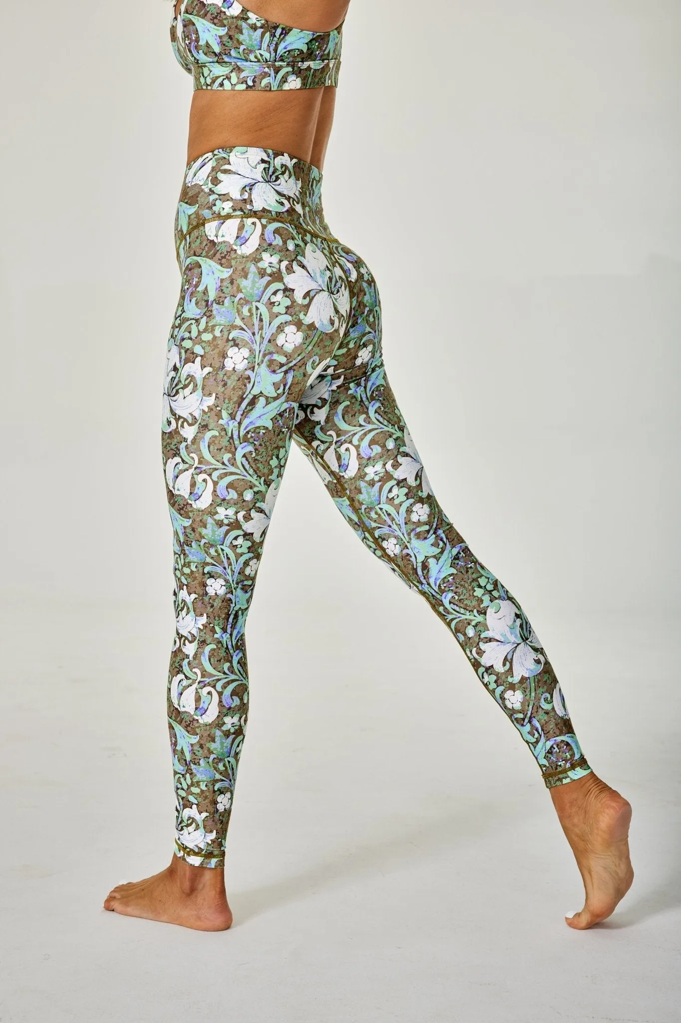 EmpowerMove Women’s High Waist Workout Leggings – Stretchy Sculpting Yoga Pants with Allover Floral Moon Print – Buttery Soft, Tummy Control, No See-Through