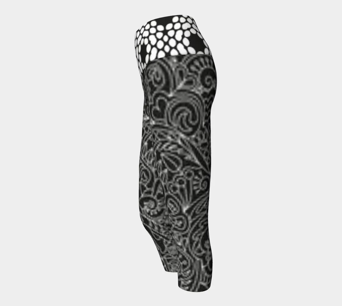 Fine Line Yoga Capri