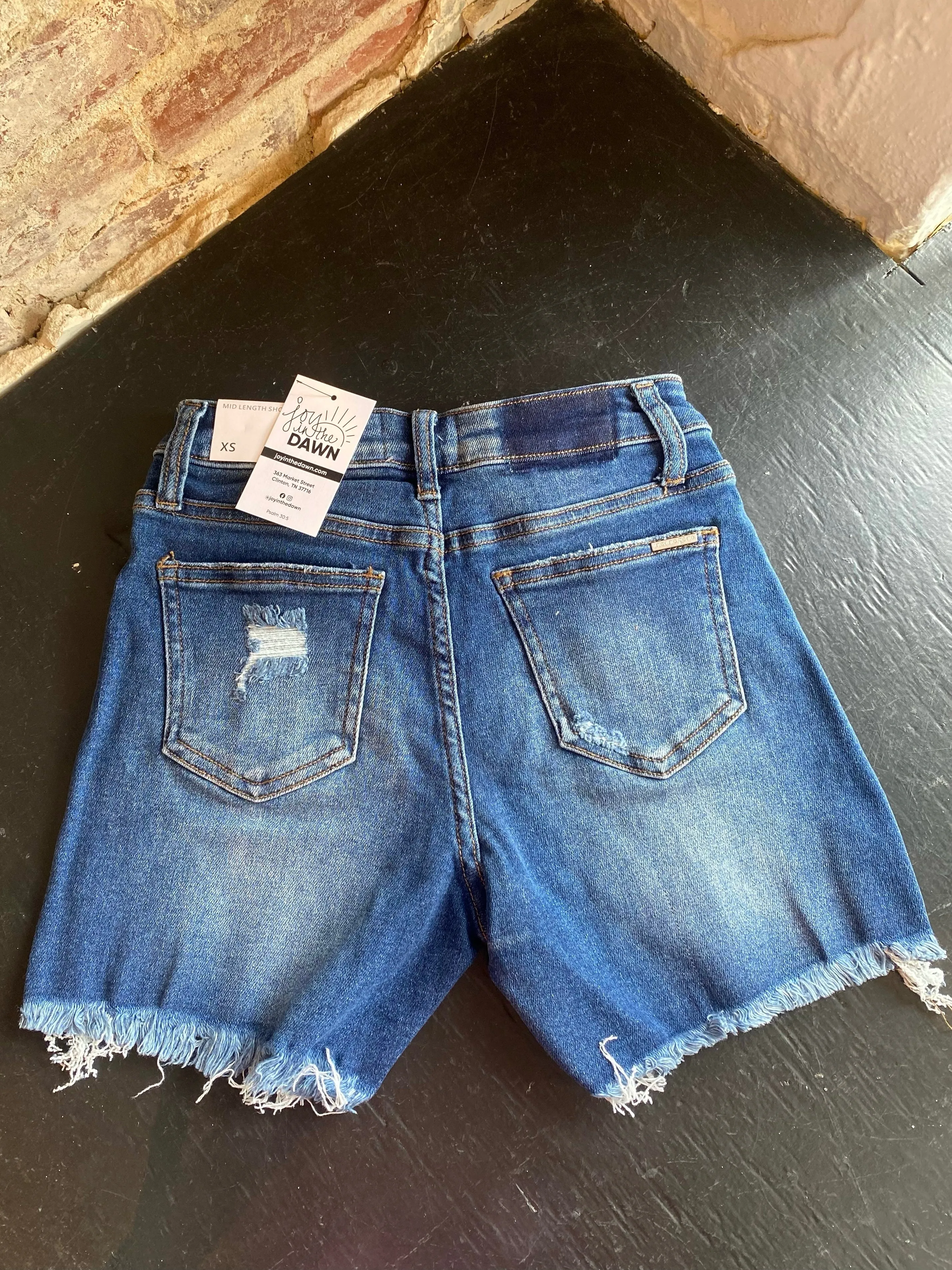 Frayed Hem Denim Shorts- Dark