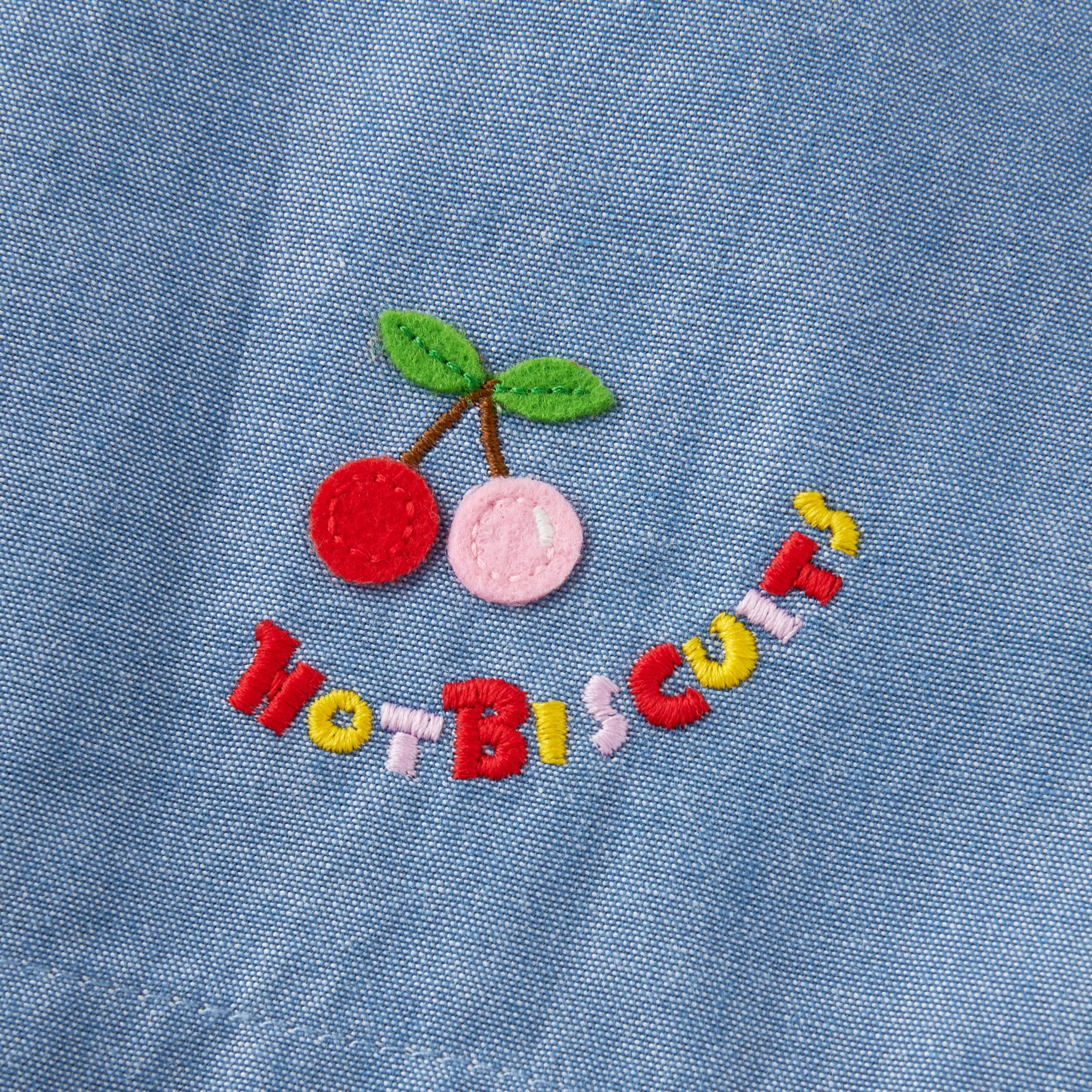 HOT BISCUITS T-SHIRT