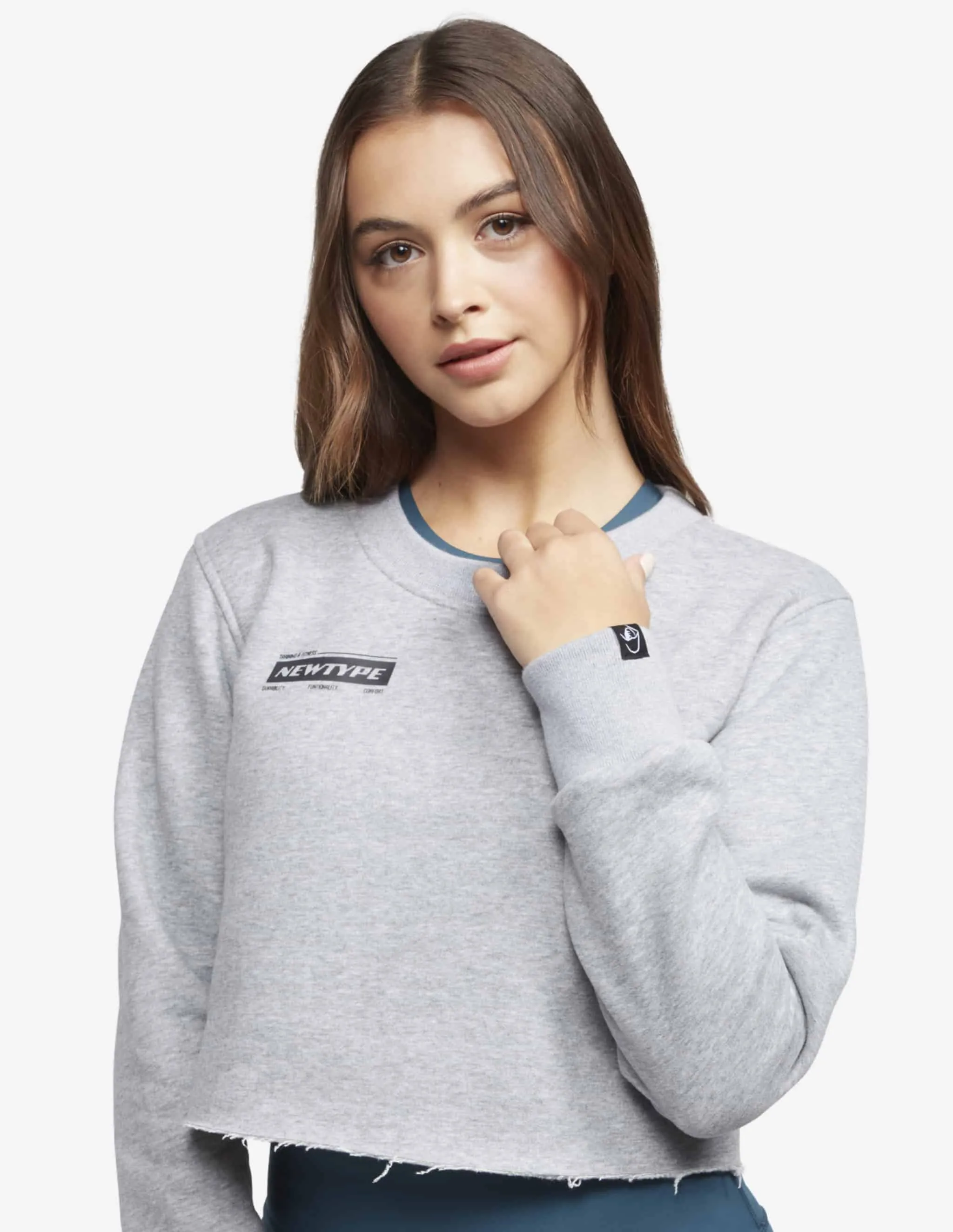 Ignite Cropped Crew - Grey