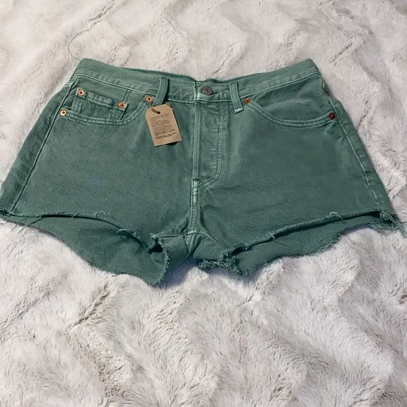 Levi’s 501® High Waist Cutoff Denim Shorts In Dusty Beryl Green NWT size 29