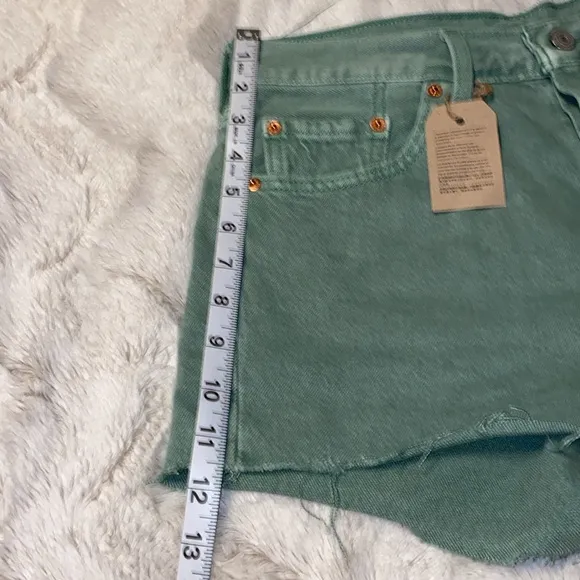 Levi’s 501® High Waist Cutoff Denim Shorts In Dusty Beryl Green NWT size 29