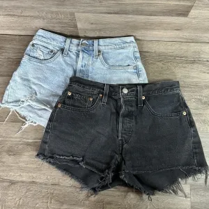 Levis 501 Lot 2 Pair Denim Cut Off Shorts Size 26 Distressed Black Blue Bundle