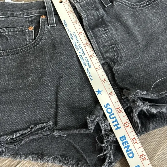 Levis 501 Lot 2 Pair Denim Cut Off Shorts Size 26 Distressed Black Blue Bundle