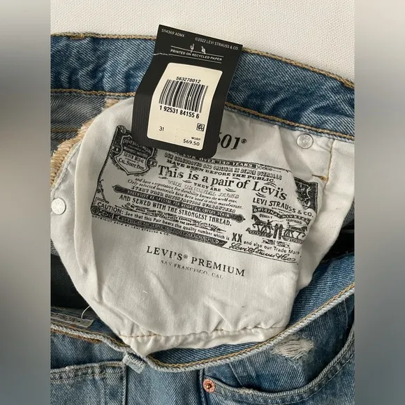 Levi’s Premium 501 High Rise Denim shorts button fly fault line sz 31