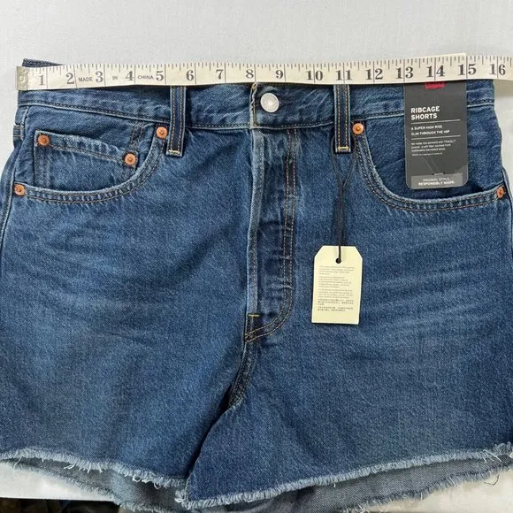 Levi's Ribcage Denim Shorts in Noe Five Size 31 NEW!