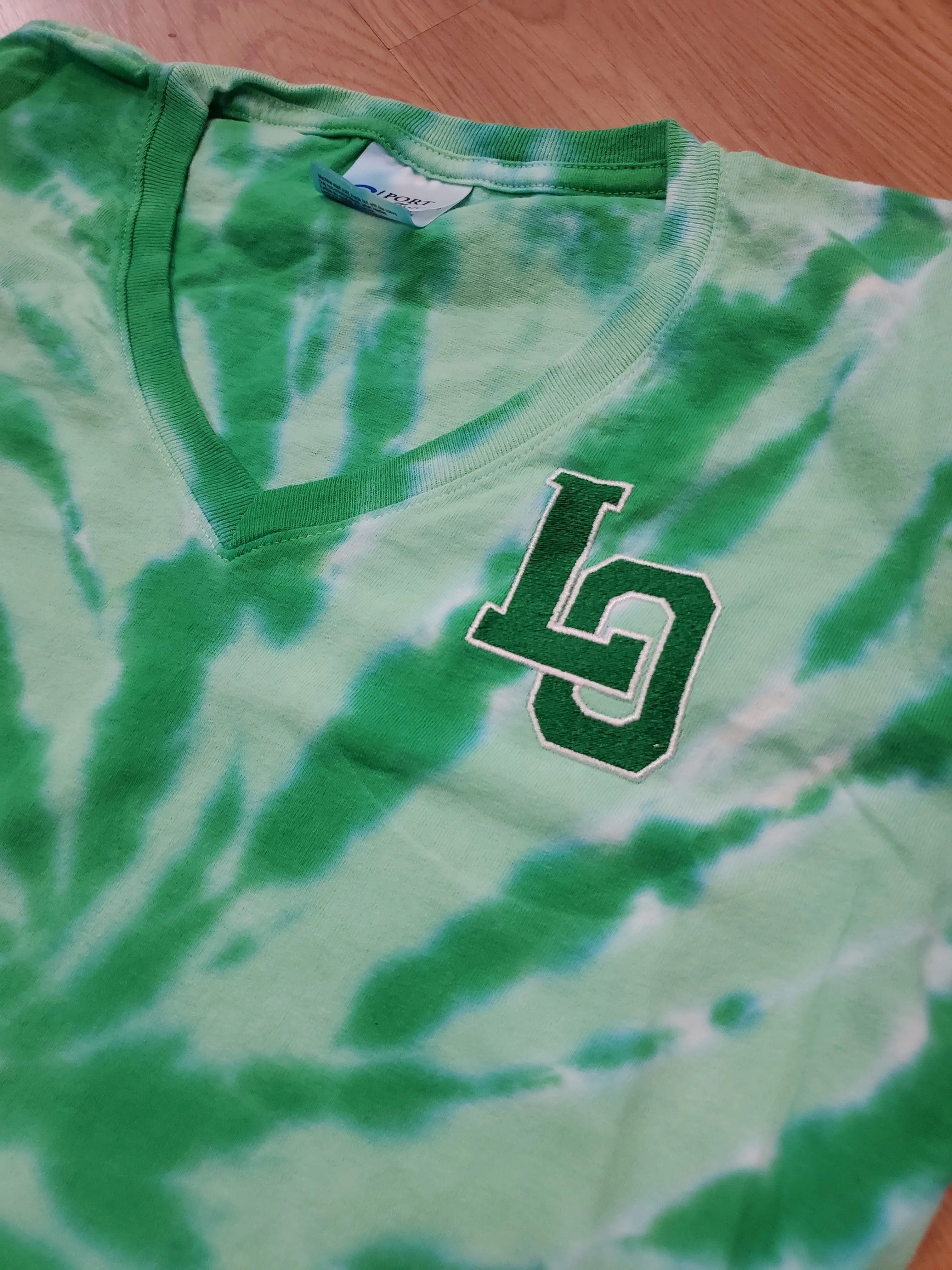 LO Ladies Tie-Dye V-Neck Tee