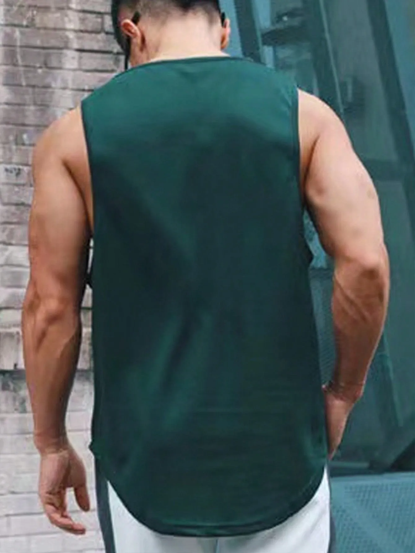 Men Solid Sports Tank Top