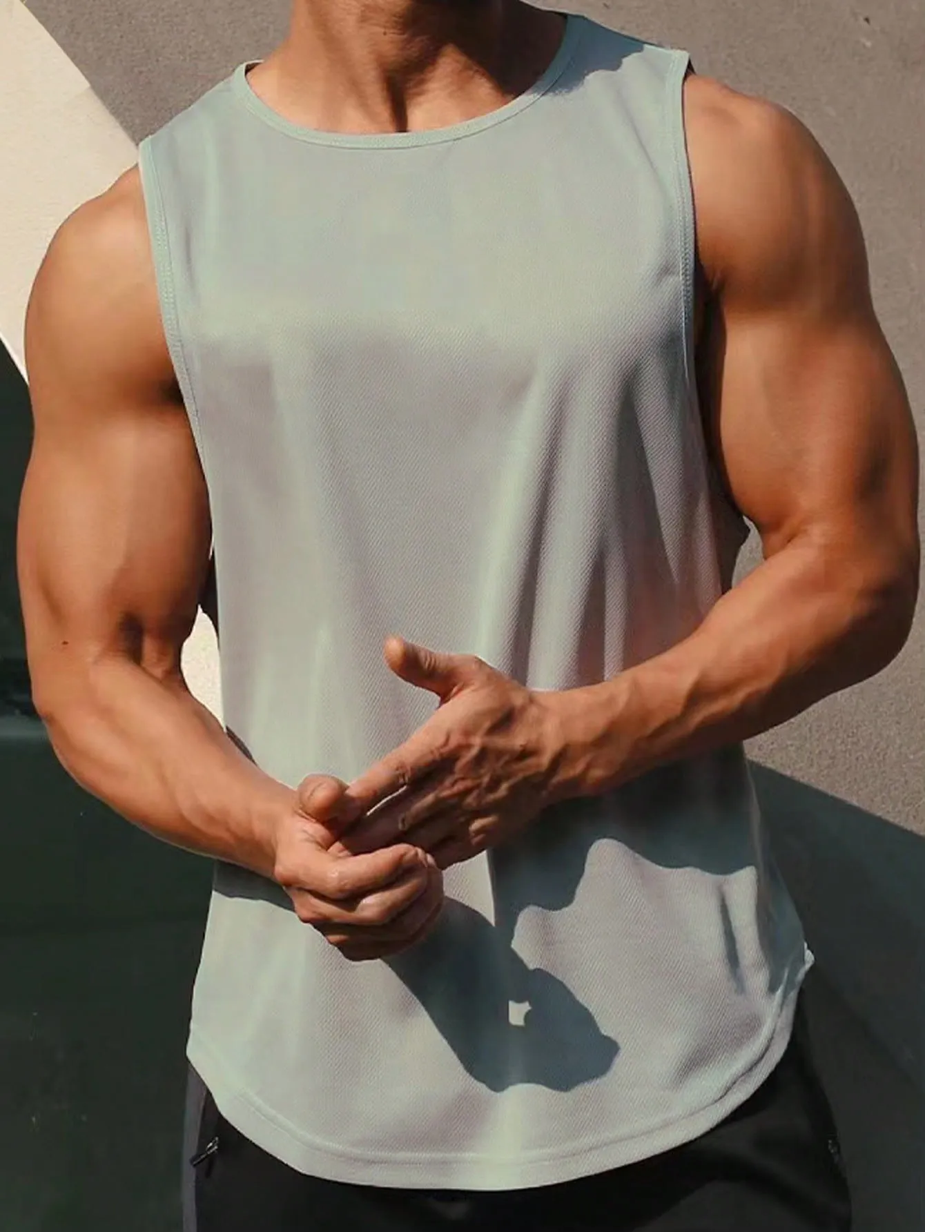 Men Solid Sports Tank Top