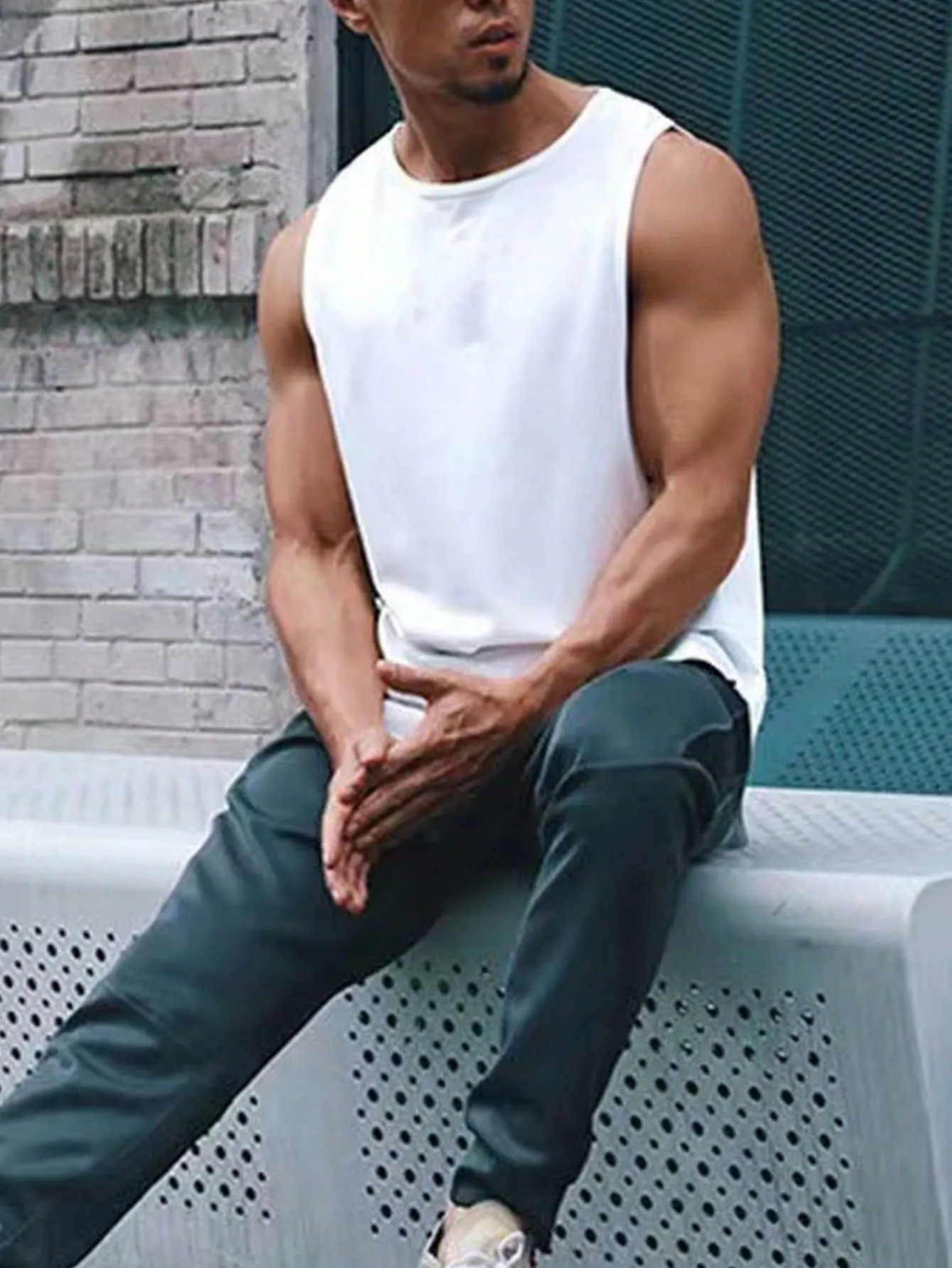 Men Solid Sports Tank Top