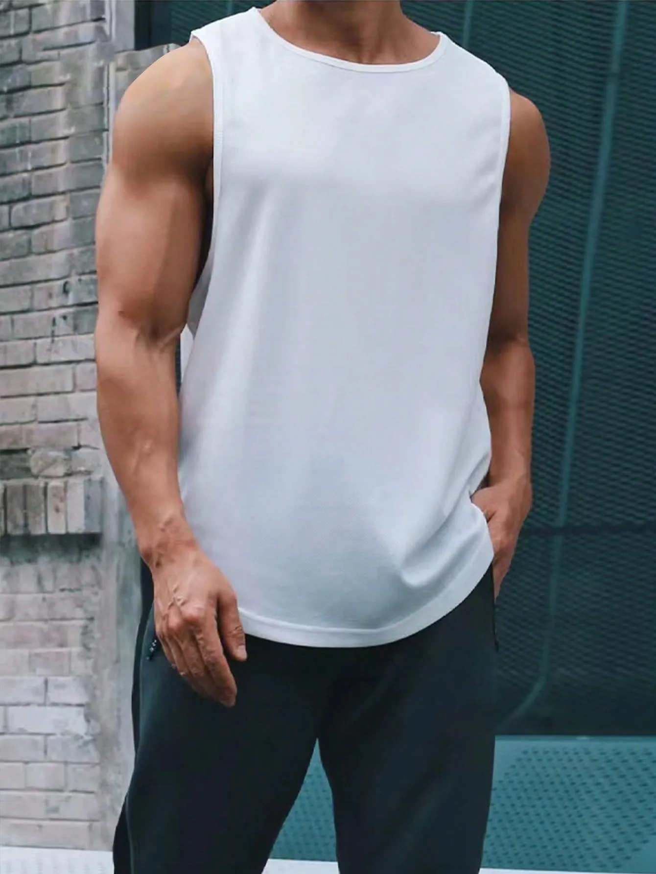 Men Solid Sports Tank Top
