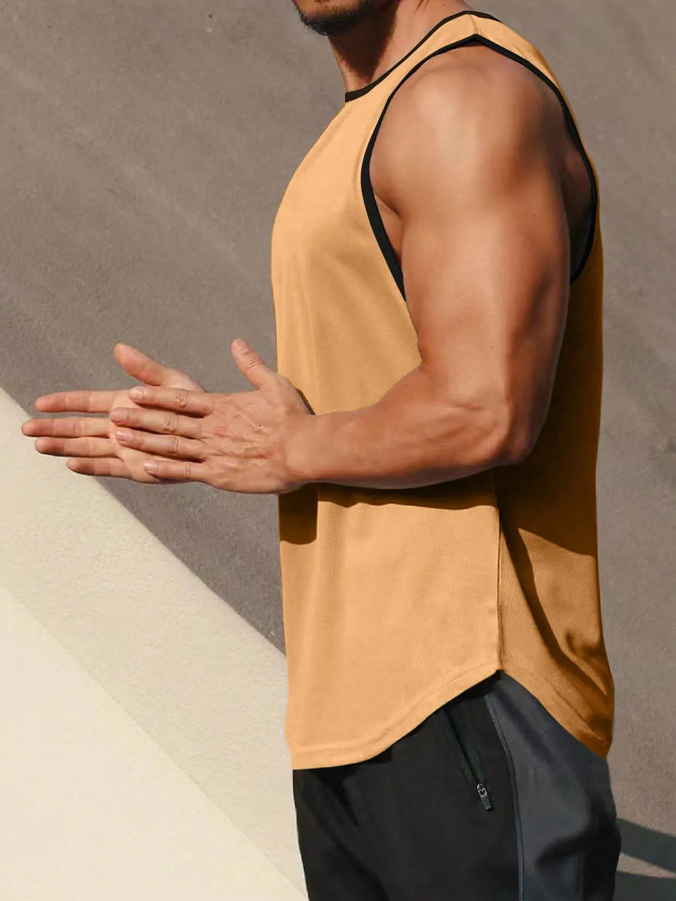 Men Solid Sports Tank Top
