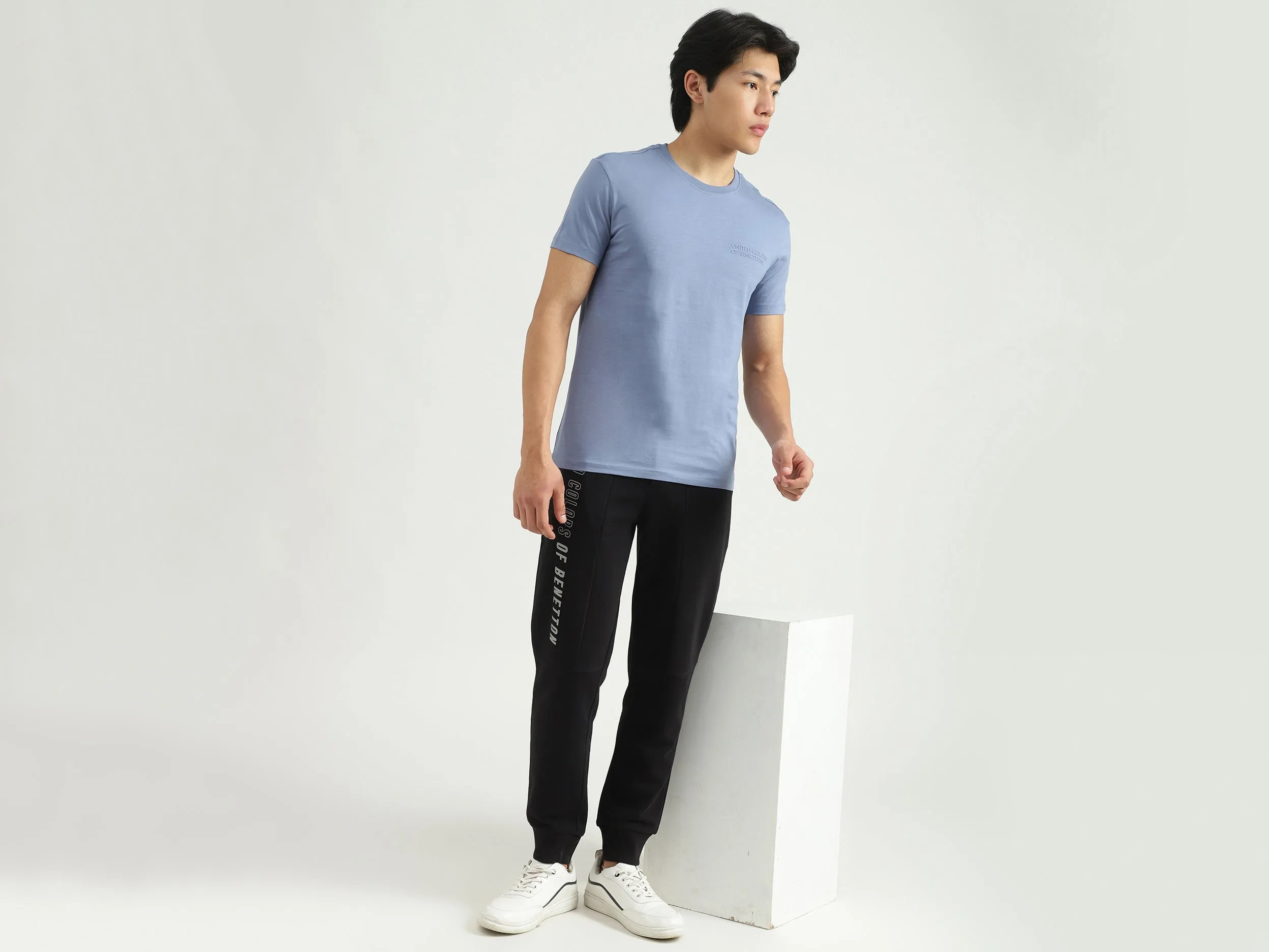 Men Solid T-shirt