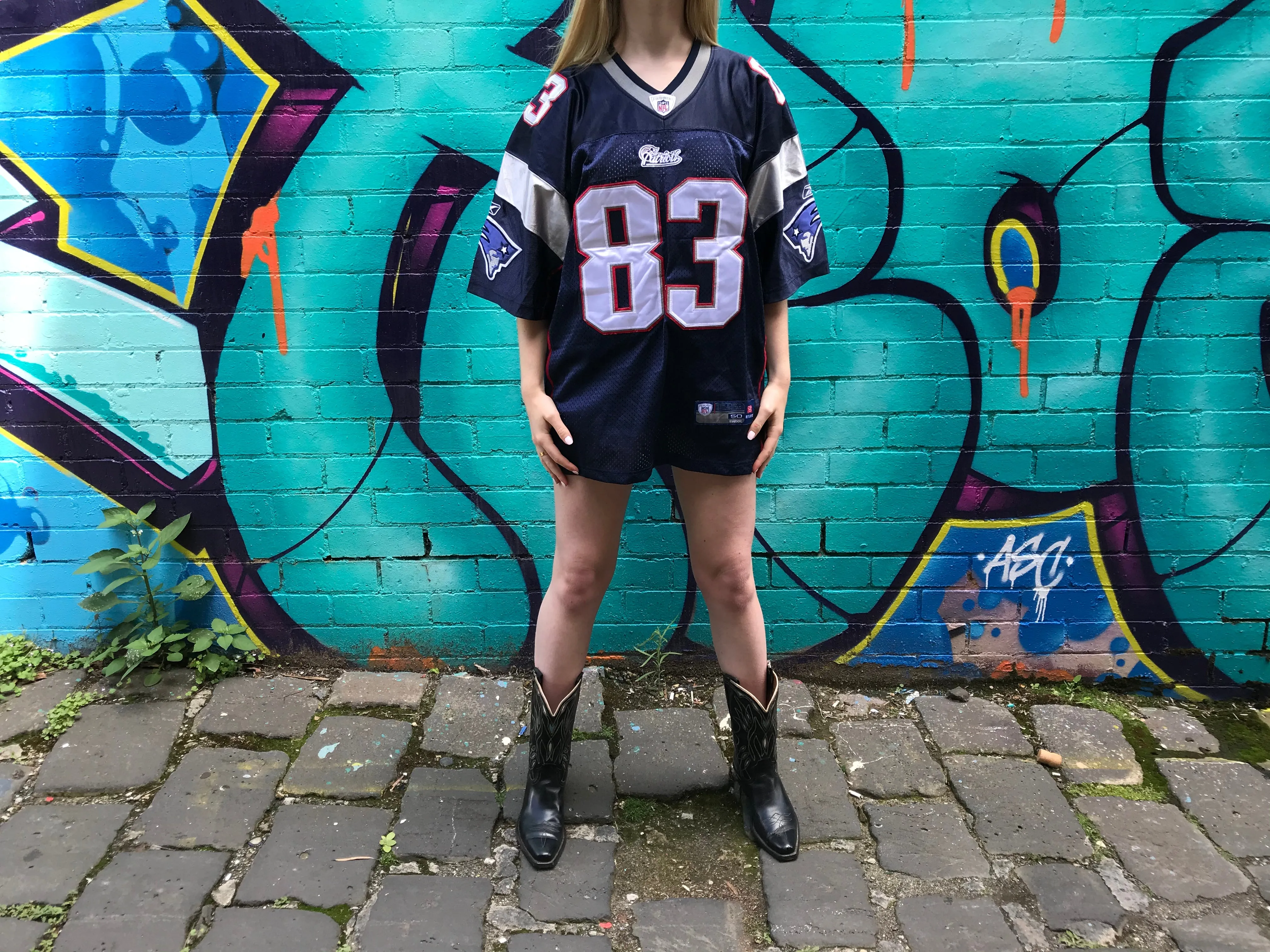 NFL New England Patriots Vintage 90’s  Mens Jersey “ Welker No 83 “ By OnField Reebok Equipment