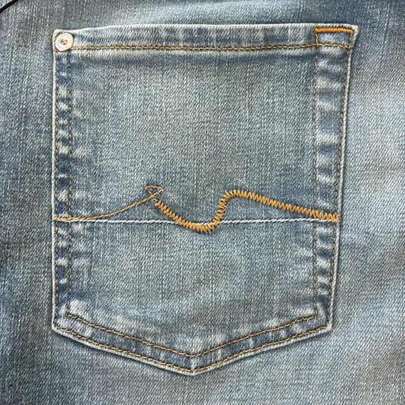 NWT 7 For All Mankind Mid Rise Roll Cuff Melrose Denim Shorts Size 26