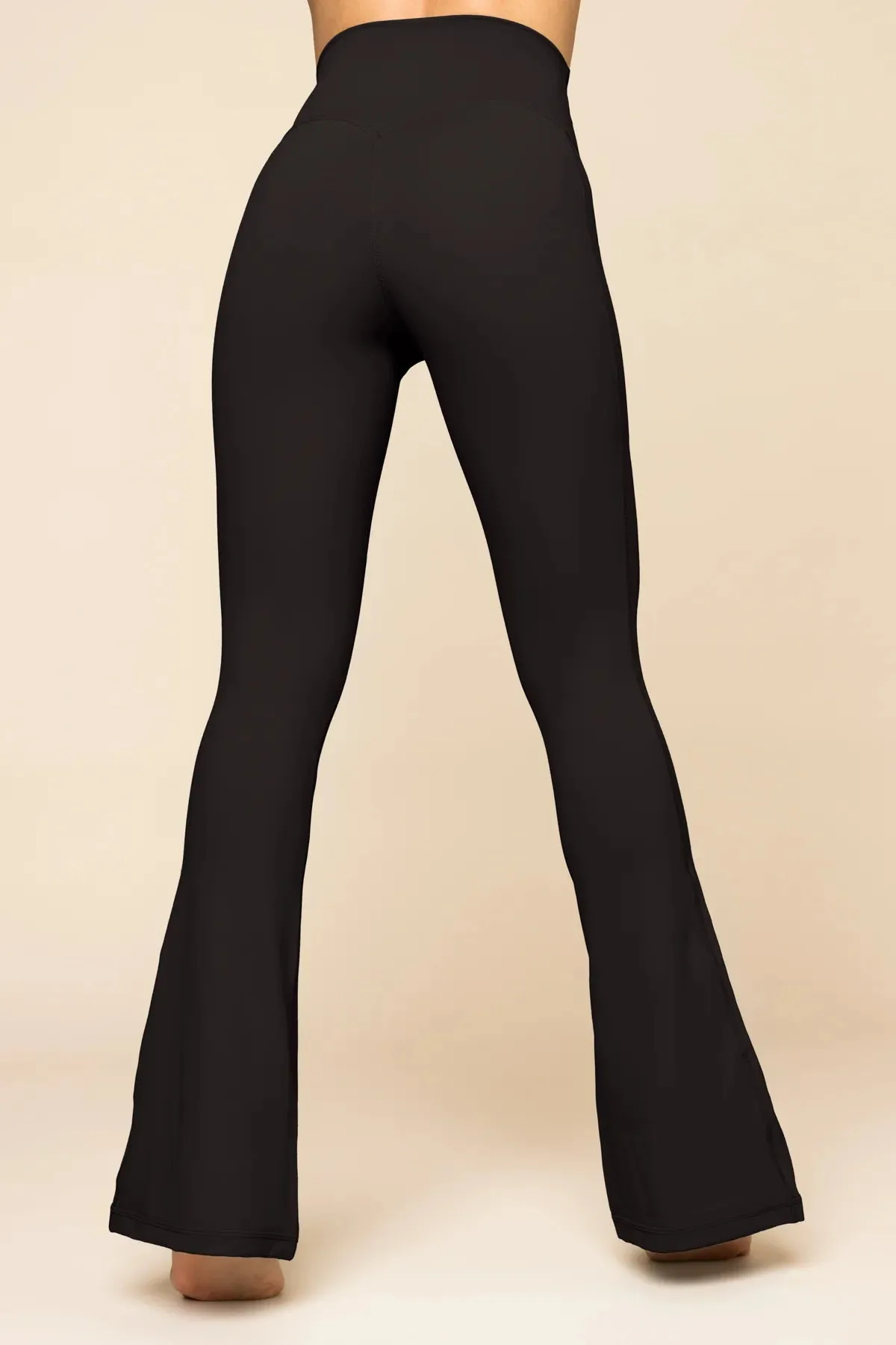 PopFlex Crisscross Hourglass® Flared Leggings with Pockets - Black