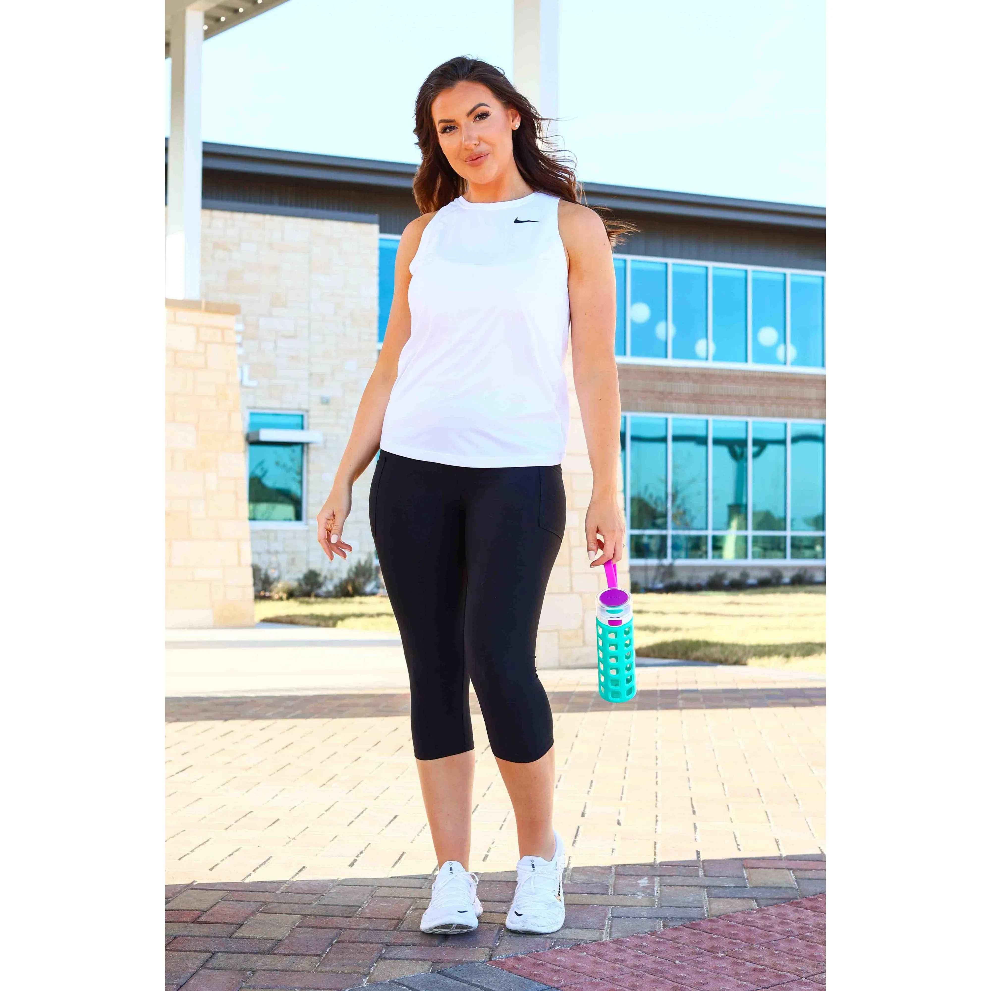 Ready to Ship | The Cassandra - Black CAPRI with POCKETS  - Luxe Leggings