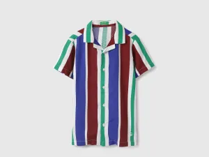 Regular Fit Spread Collar Striped Shirts