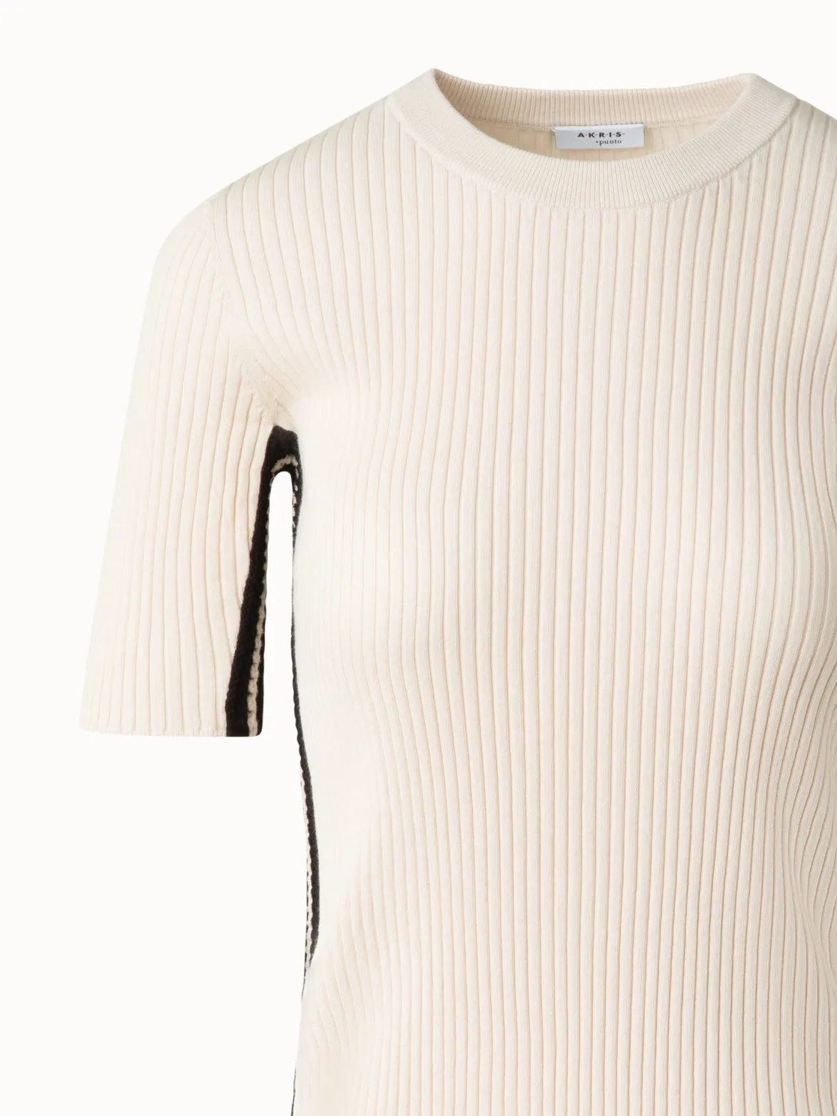Short Sleeves Sweater with Contrast Stripes