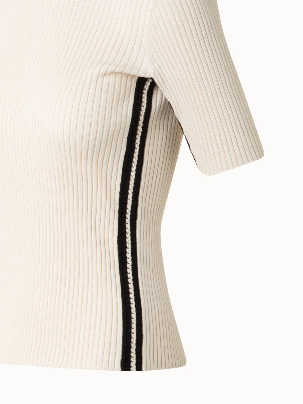 Short Sleeves Sweater with Contrast Stripes