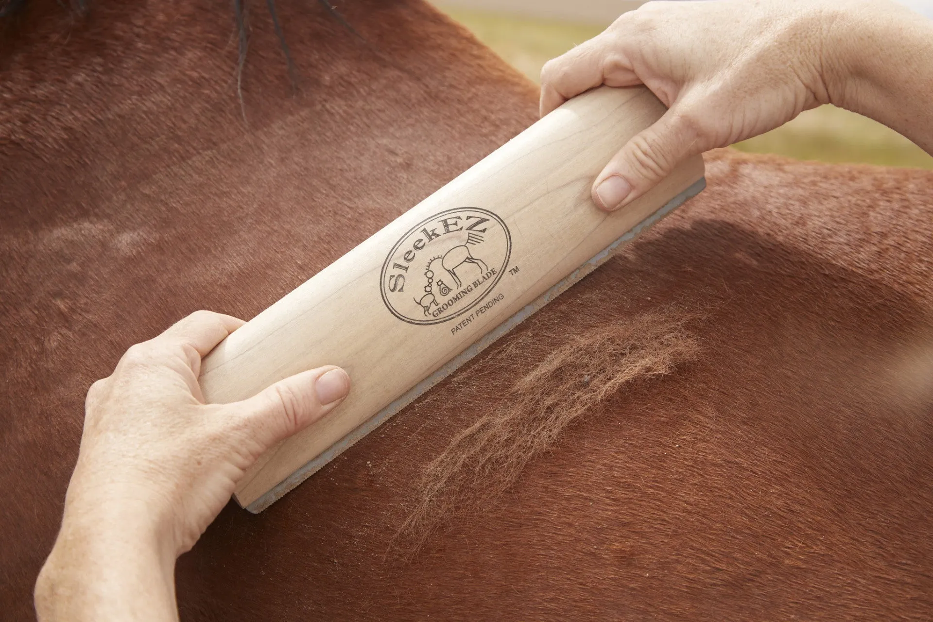 SleekEZ Grooming Shedding Tool