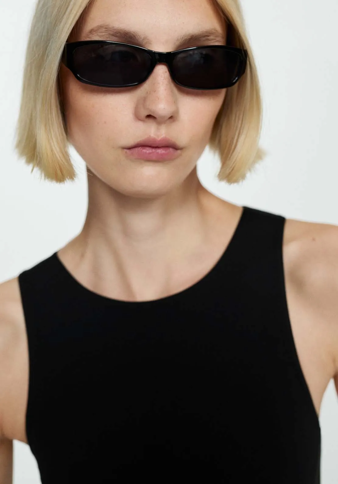 Sleeveless fitted bodysuit