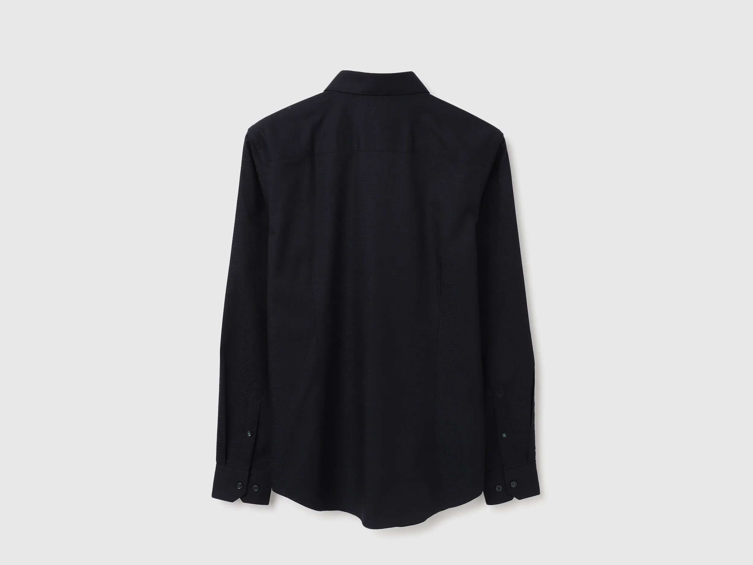 Slim Fit Cut Away Printed Shirts