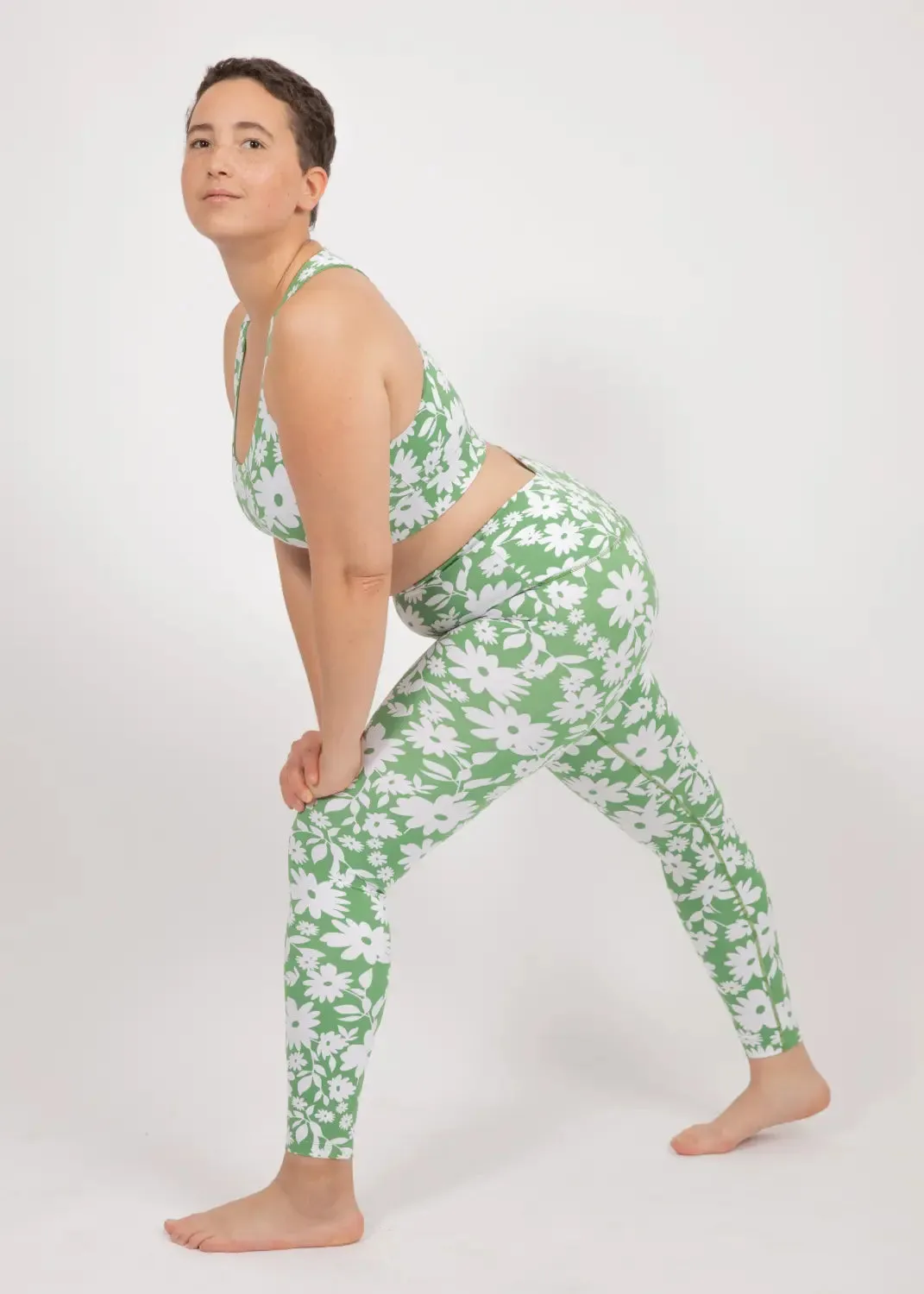 Sports Bra Ubud in Green Moonflower
