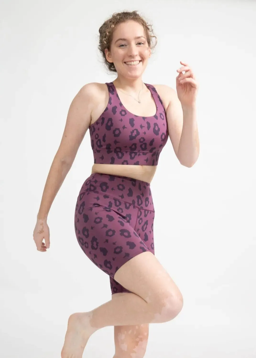 Sports Bra Ubud in Lila Leopard