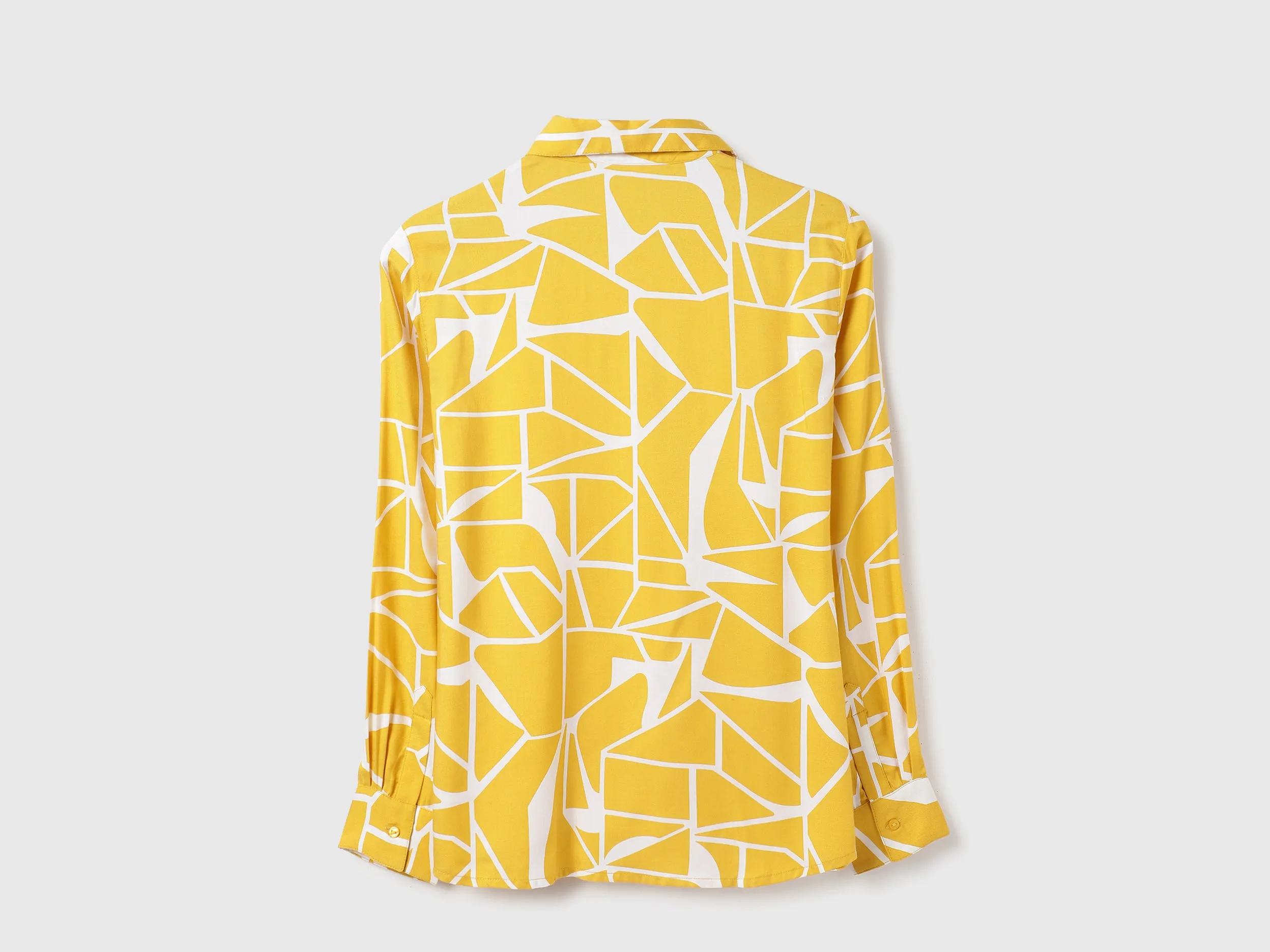 Spread Collar Printed Shirts