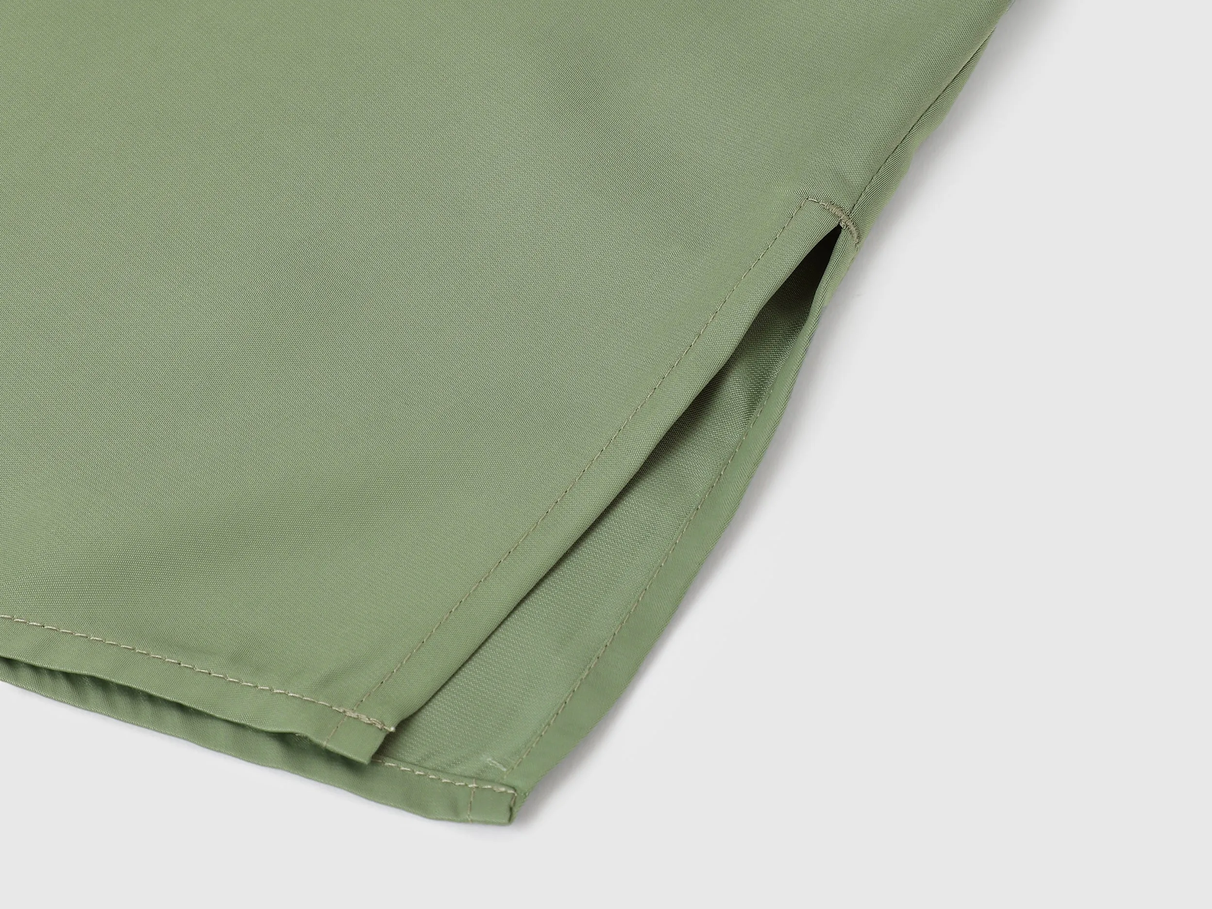 Spread Collar Solid Shirts