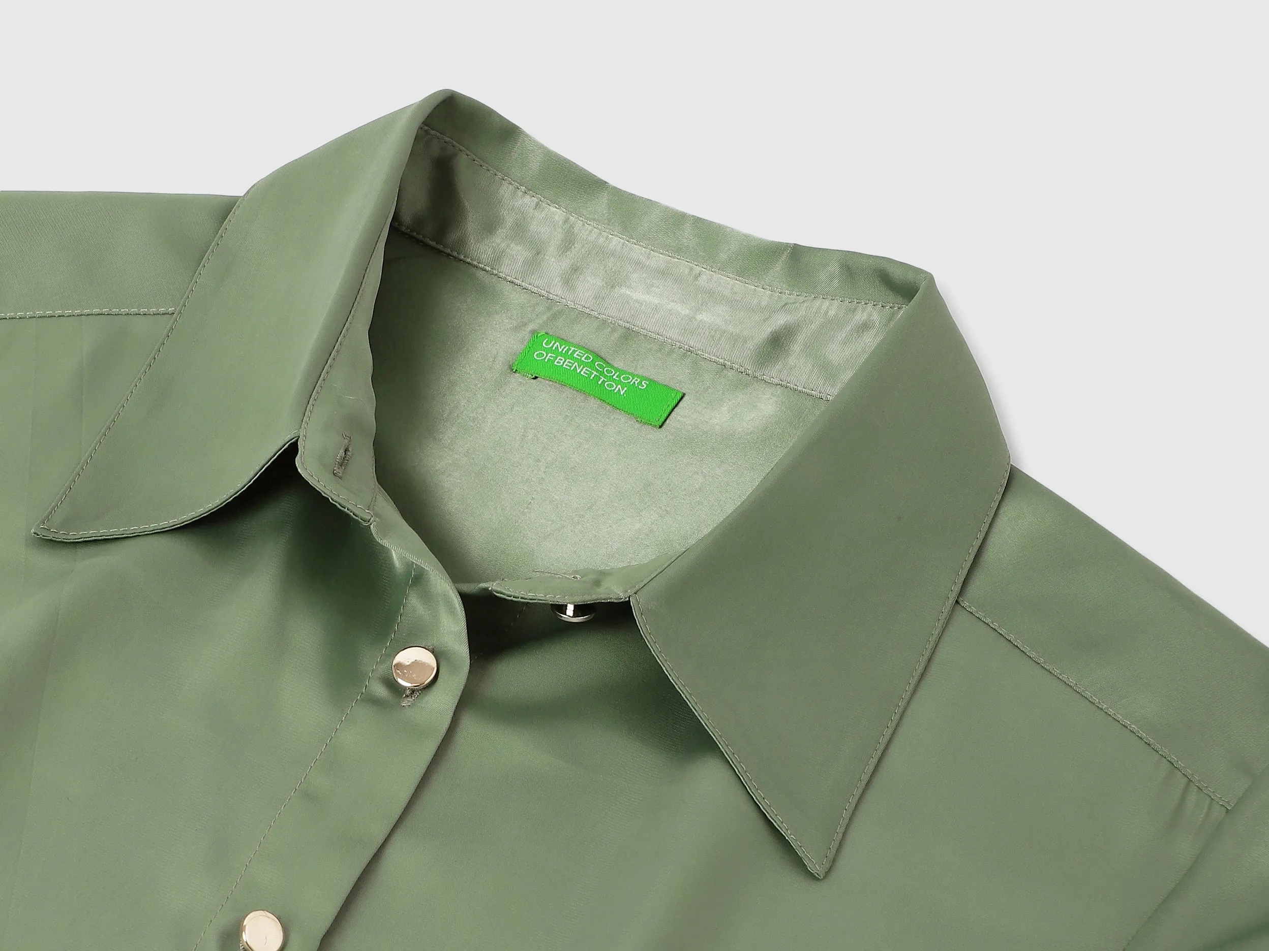 Spread Collar Solid Shirts