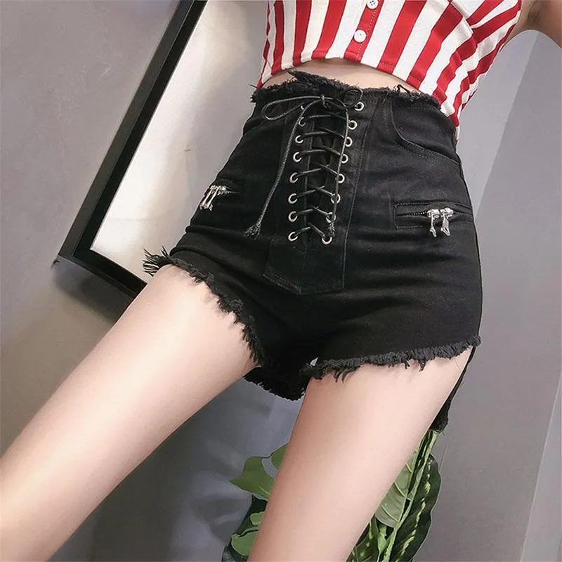 String Me Up Shorts