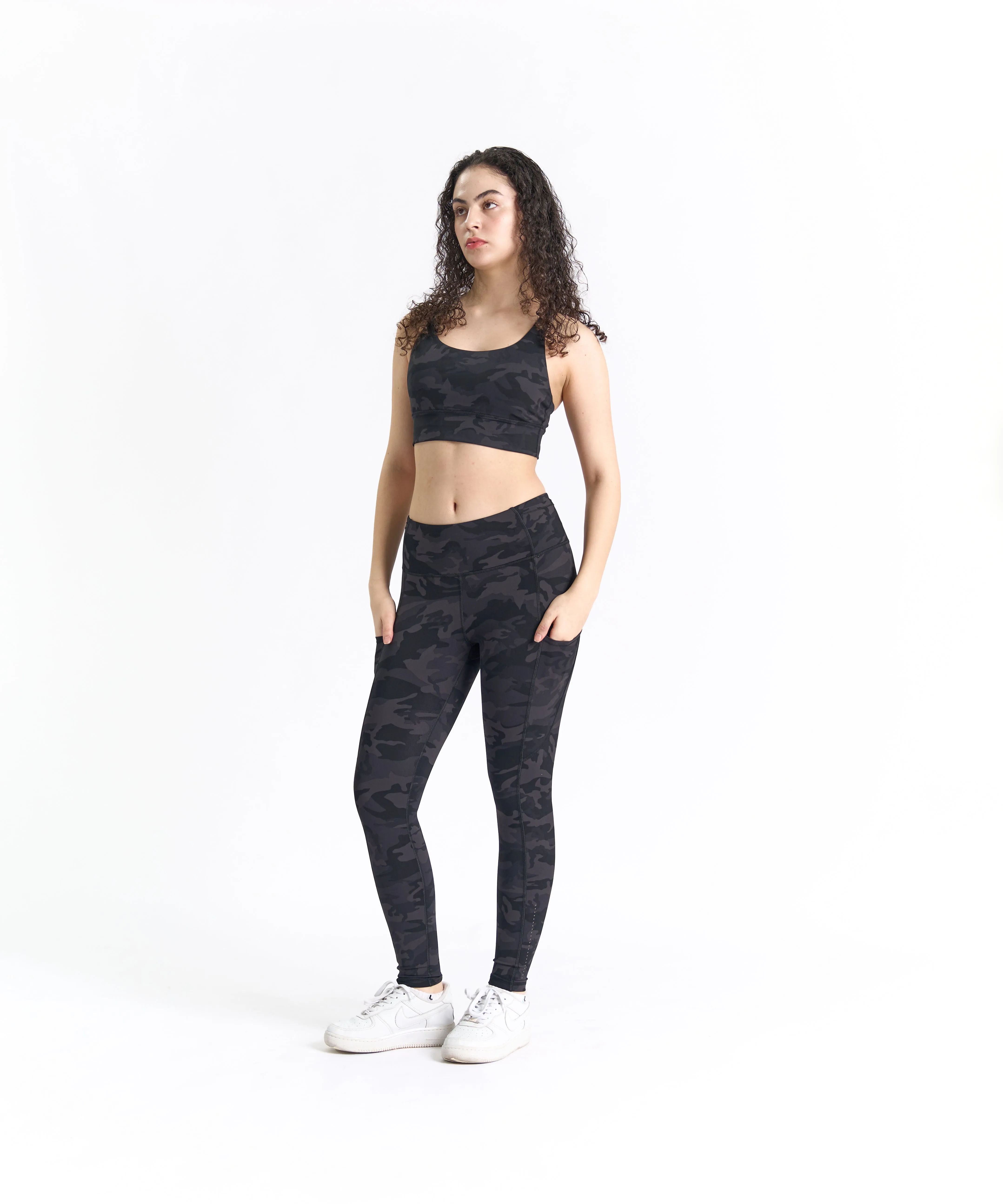 SwiftForm Reflective Multi-Pocket Circuit 26” Leggings
