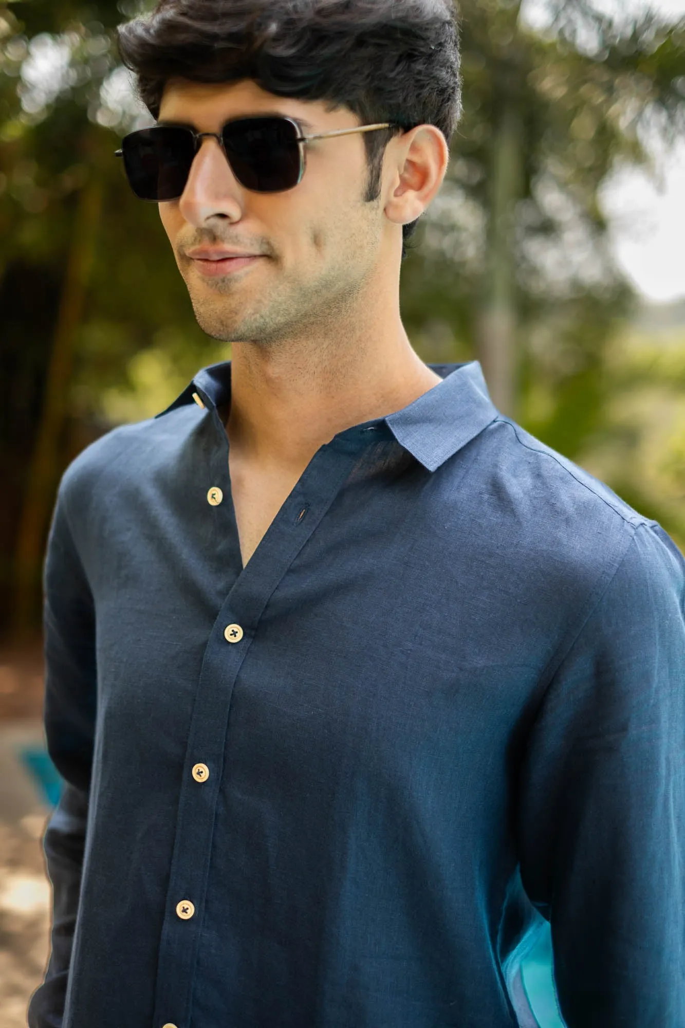 The Linen Pocketless Shirt