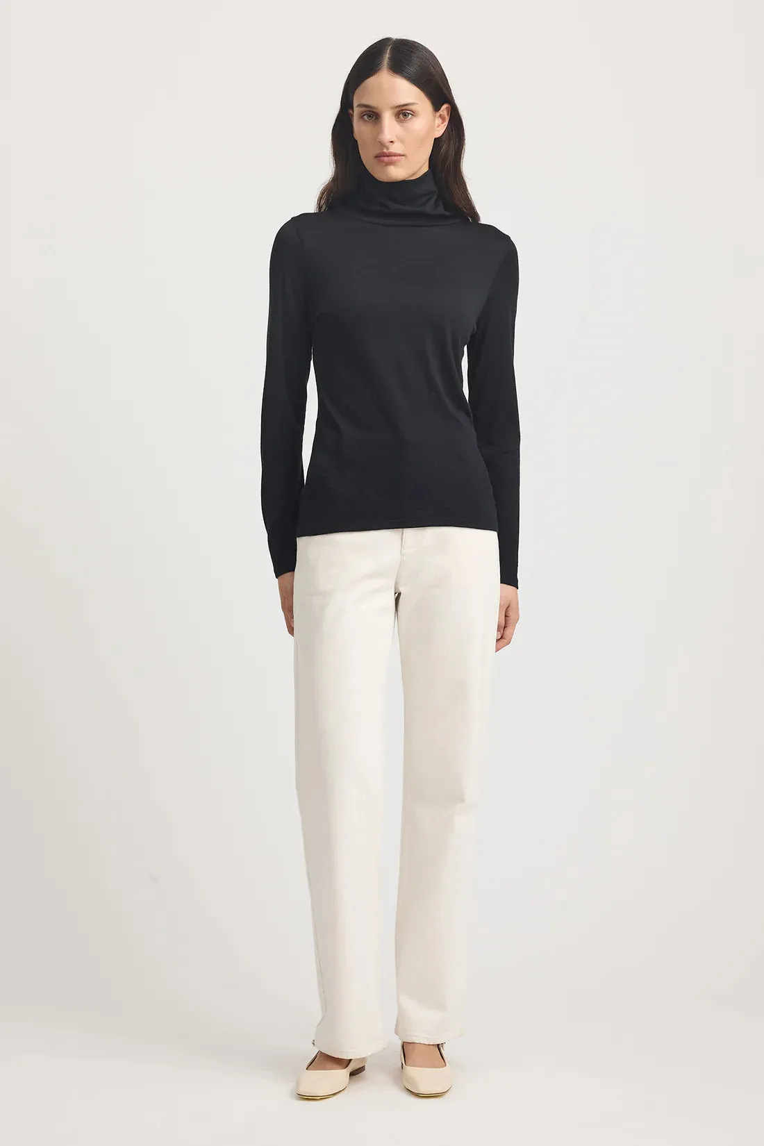 Turtle Neck Merino Tee - Black